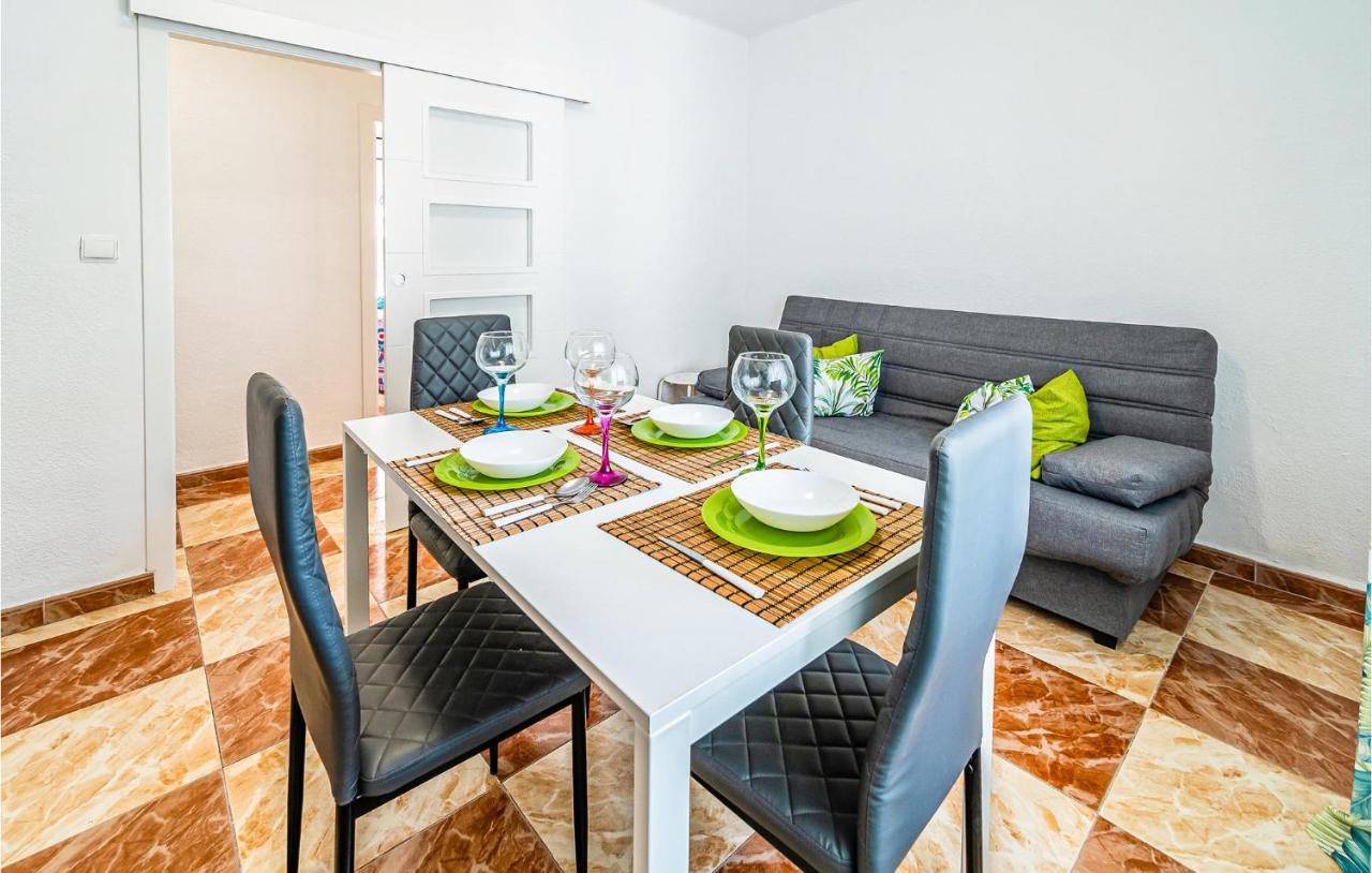 Beautiful Apartment In Cordoba With Kitchenette ภายนอก รูปภาพ
